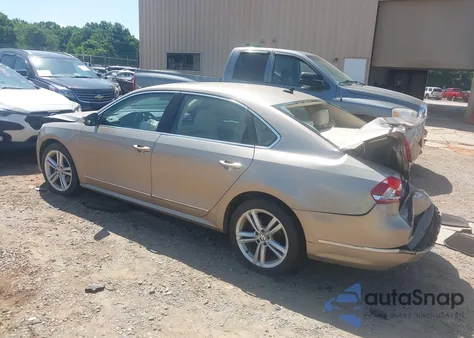 2015 Volkswagen Passat 1.8T Se из США, поврежденный, VIN 1VWBS7A31FC030777